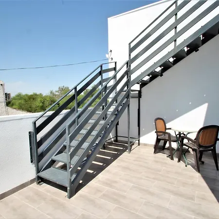Σπίτι διακοπών Beautiful Duplex With Pool Τορεβιέχα